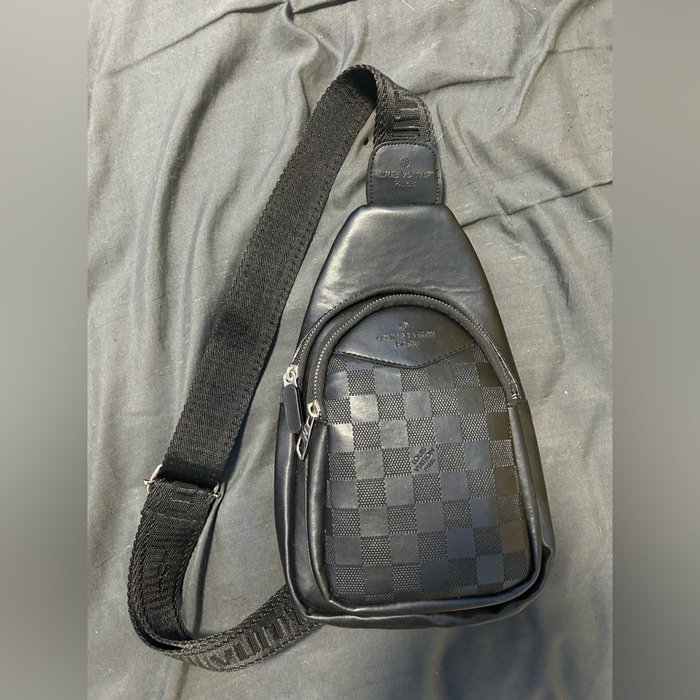 COPY - Louis Vuitton cross body bag